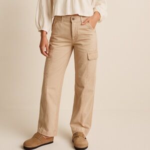 Abercrombie Tan High Rise Straight Leg Cargo Pants- Size 28